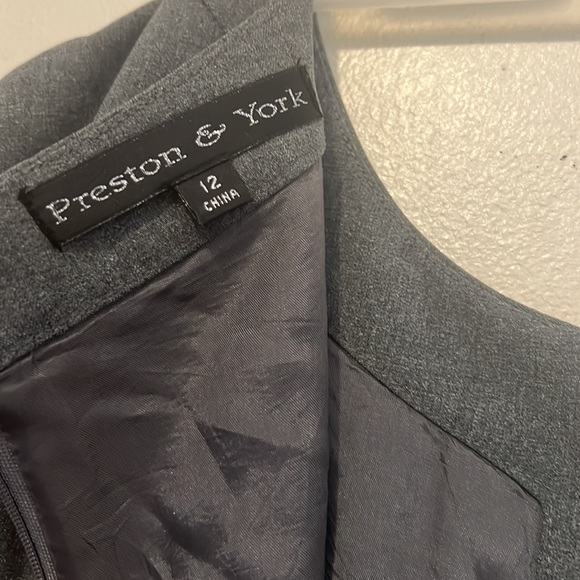 Grey thick business casual dress. Size 12 with some stretch. - Picture 4 of 4